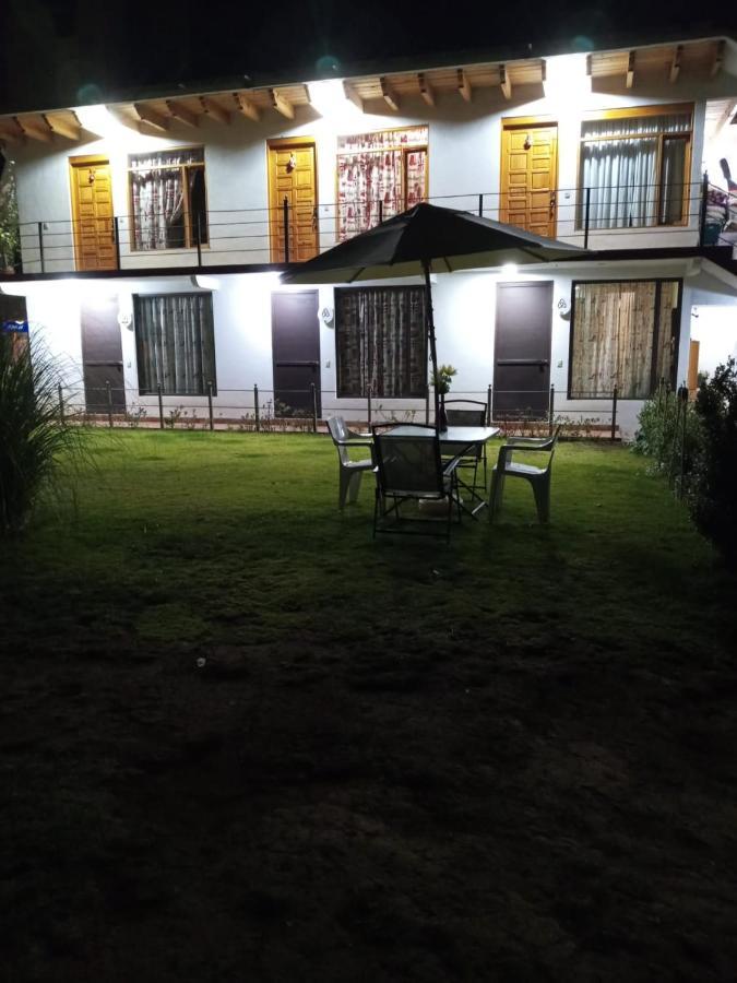 ואלה דה בראבו Hotel San Carlos מראה חיצוני תמונה